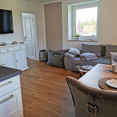 Moderne Wohnung Mit Privatpool Busum Bagian luar foto