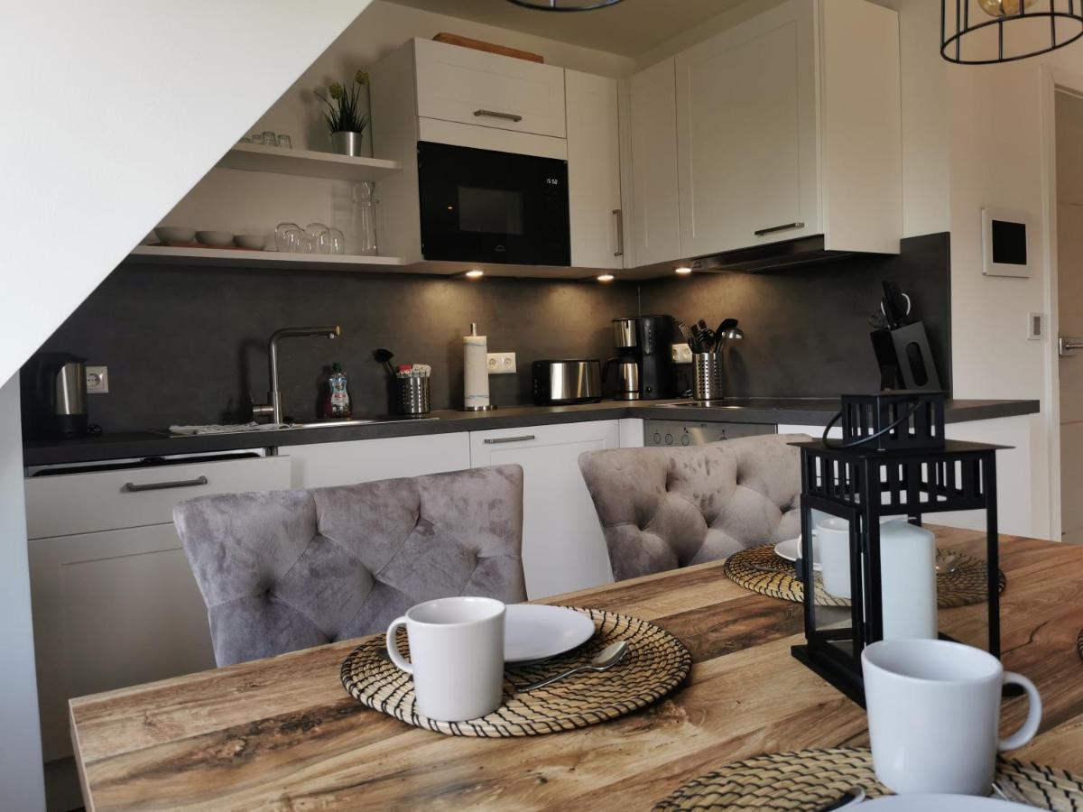Moderne Wohnung Mit Privatpool Busum Bagian luar foto