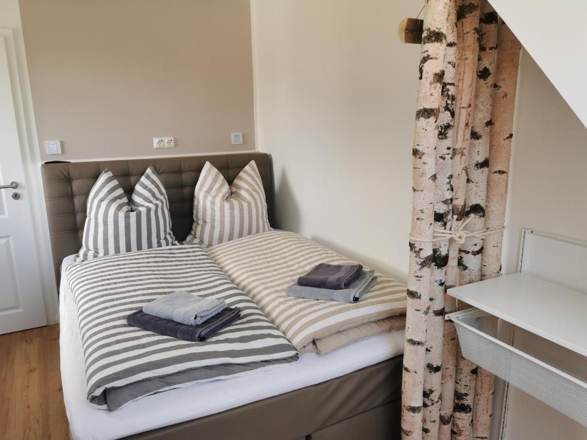 Moderne Wohnung Mit Privatpool Busum Bagian luar foto